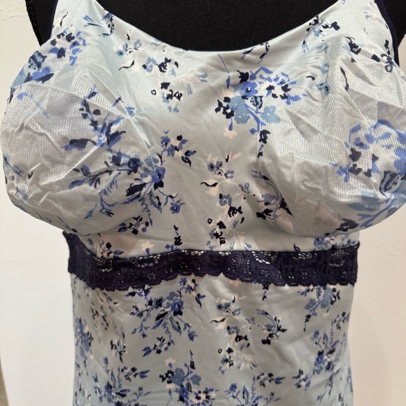 Ruby Ribbon Floral Camisole - Picture 5 of 10